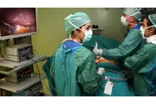 Açık Göbek Fıtığı Ameliyatı Riskleri ve Sonrası Açık Göbek Fıtığı Ameliyatı Riskleri ve Sonrası